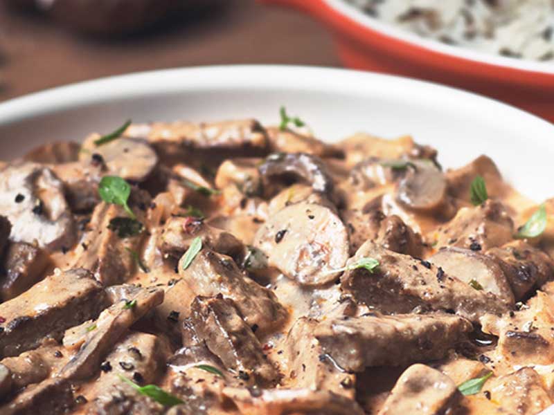 طرز تهیه بیف استروگانف