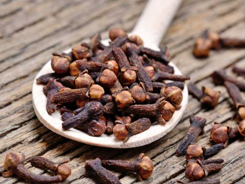 ادویه و گیاهان دارویی برای سلامت قلب