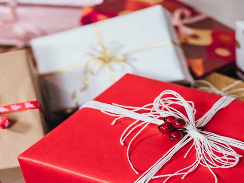 5 روش برای پیدا کردن بهترین هدیه مخصوص افرادی که در لیست خود دارید